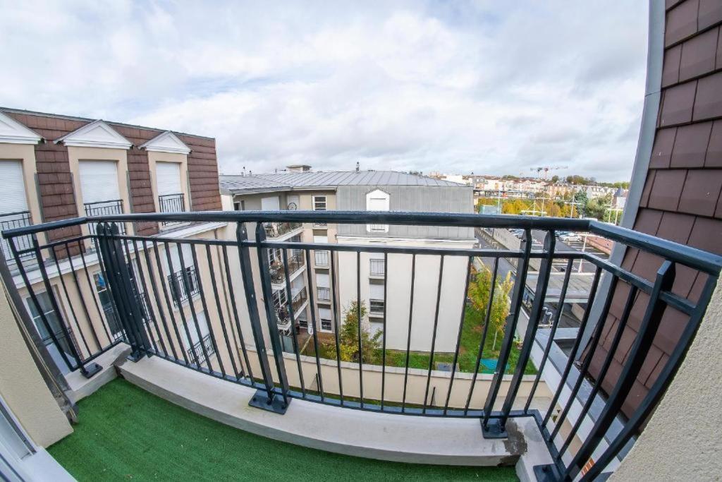 Paris & Disneyland - 2Min From Train Station - Free Private Parking Villiers-sur-Marne Eksteriør bilde